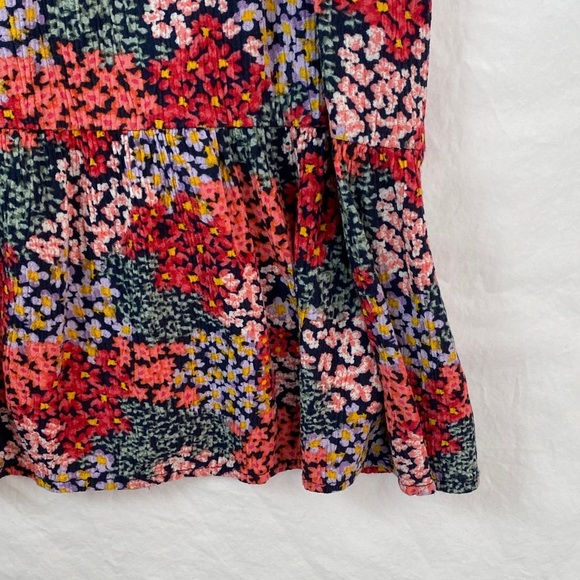 Ivy V Neck Dress Lot of 2 Floral Summer Dresses - Picture 6 of 12